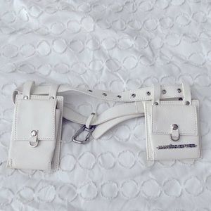 Maniere De Voir Pocket Belt